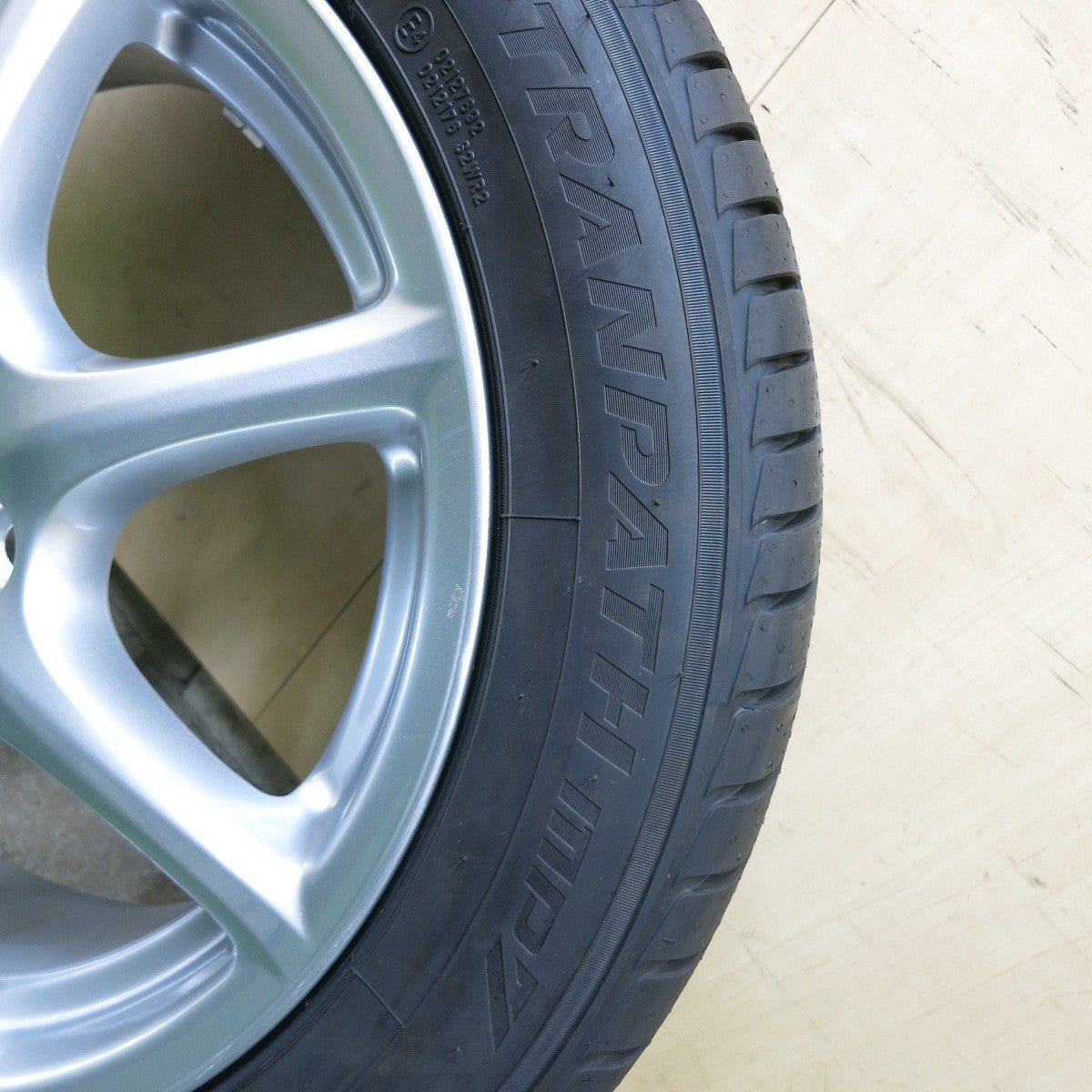 未使用!25年!1本★トヨタ 50系 エスティマ 純正 215/55R17 トーヨー トランパス MP7 17インチ PCD114.3/5H★5091003ナノ