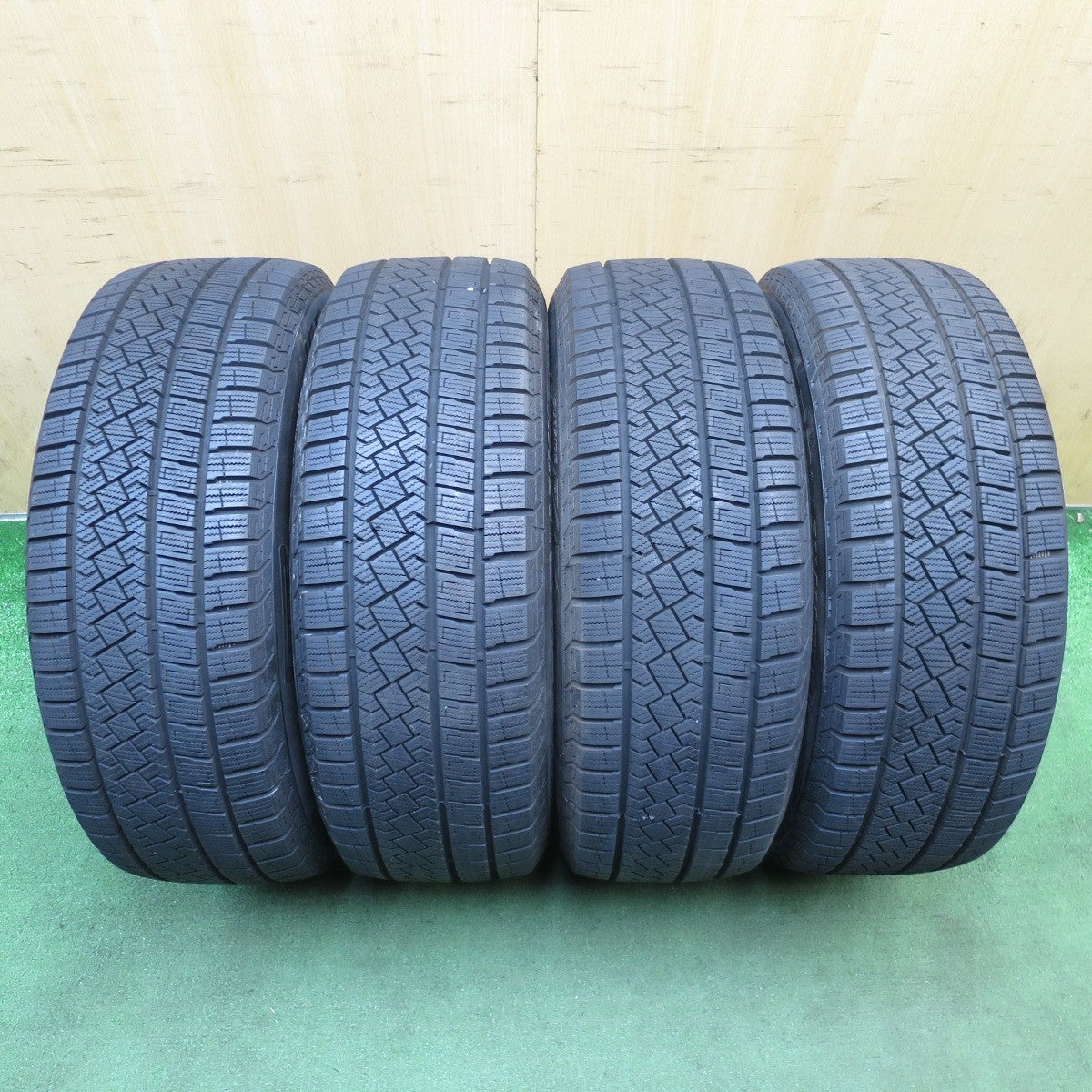 バリ溝!23年!キレイ!9.5分以上◎スタッドレス 205/55R16 ピレリ アイスゼロ アシンメトリコ ZACK JP-112 MONZA ザック モンツァ 16インチ PCD114.3/5H◎6092202NJス