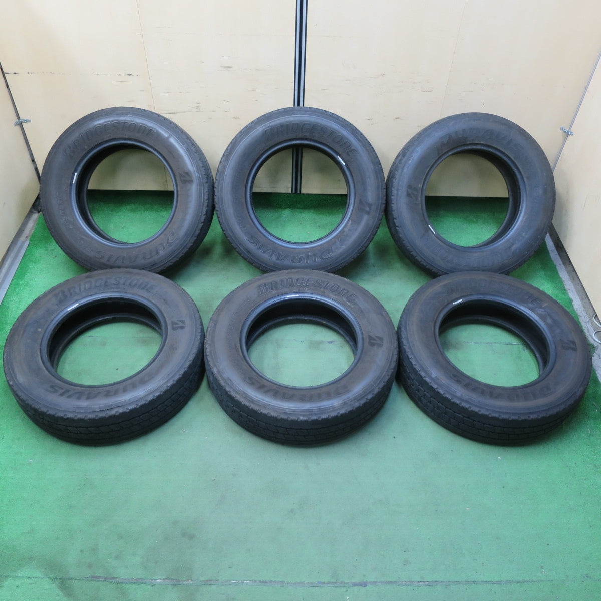 バリ溝!22年!9分!6本★トラック タイヤ 205/75R16 113/111N ブリヂストン デュラビス R207 DURAVIS 16インチ★5061506イノタ