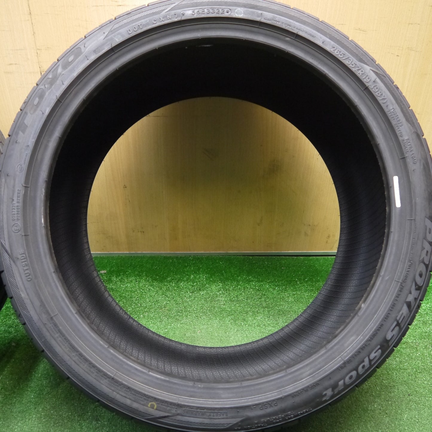 未使用!22年!2本★265/35R19 トーヨー プロクセス スポーツ タイヤ 19インチ レクサス GS RC IS マークX ベンツ Cクラス W205 等★5121606Hノタ