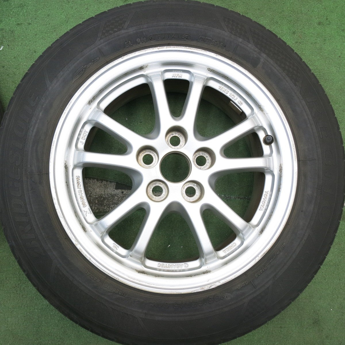 4本価格★トヨタ 30系 プリウス 純正 195/65R15 ブリヂストン レグノ GR-XI 15インチ PCD100/5H★5080912HAノ