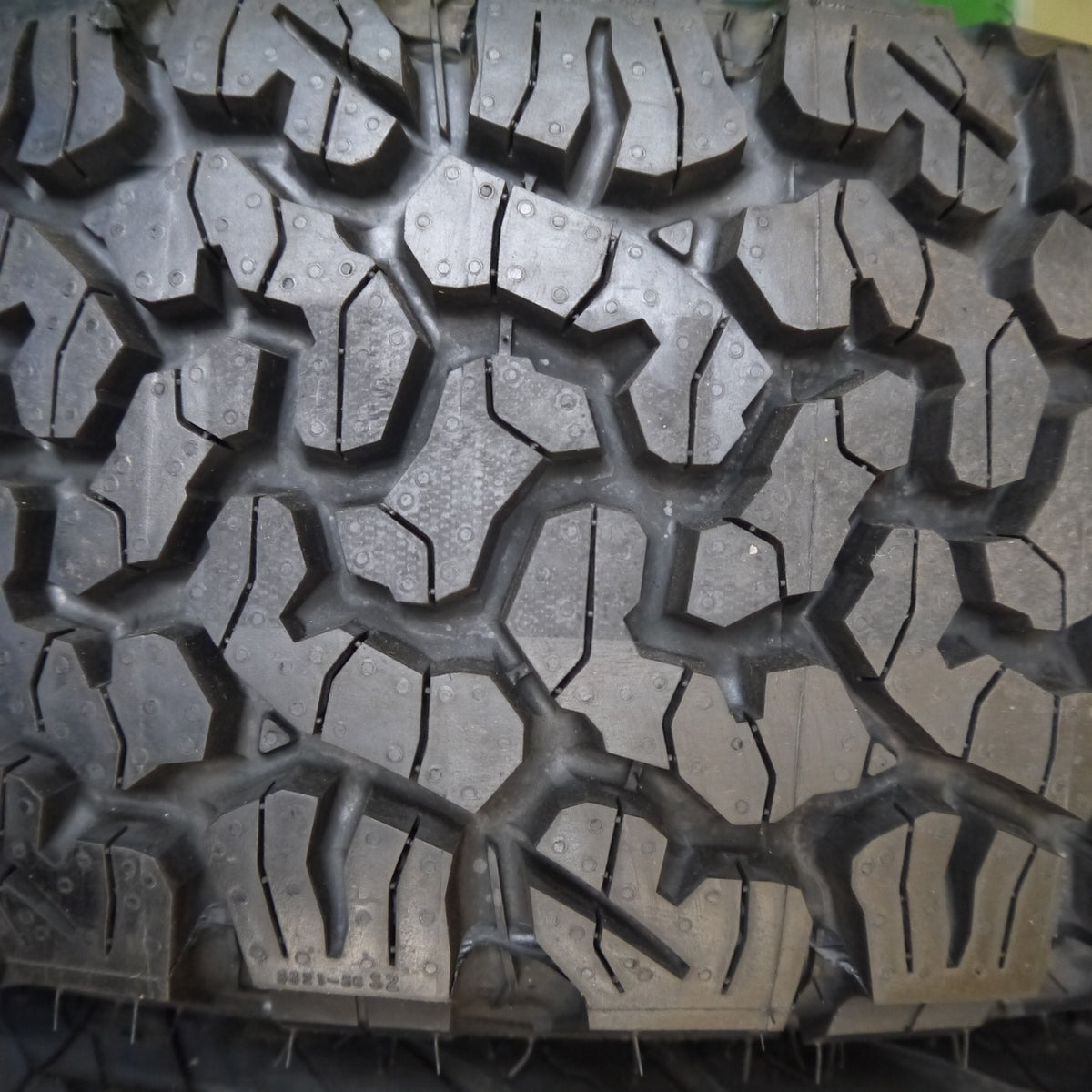バリ溝!キレイ!9分!5本!スペア未使用★DELTA FORCE OVAL 215/70R16 100/97R BFグッドリッチ All-Terrain T/A KO2 16インチ デルタフォース オーバル PCD139.7/5H★6031106Hノ
