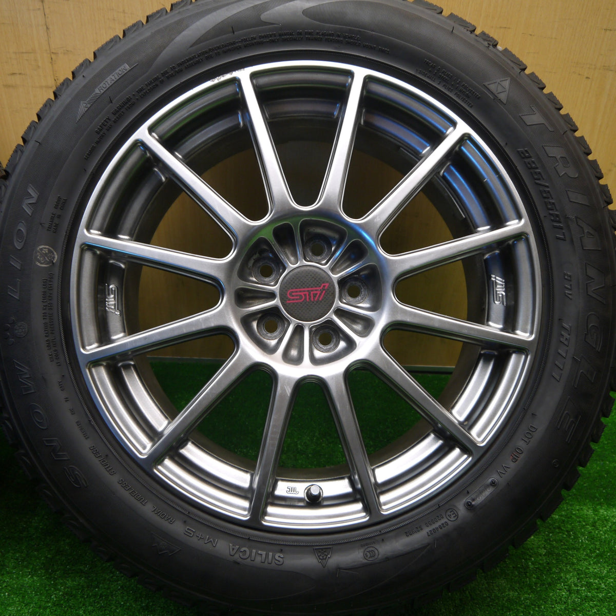 バリ溝!21年!9.5分★スバル フォレスター STi 純正 ENKEI 225/55R17 スタッドレス トライアングル SNOW LION 17インチ エンケイ PCD100/5H★5101004Hス