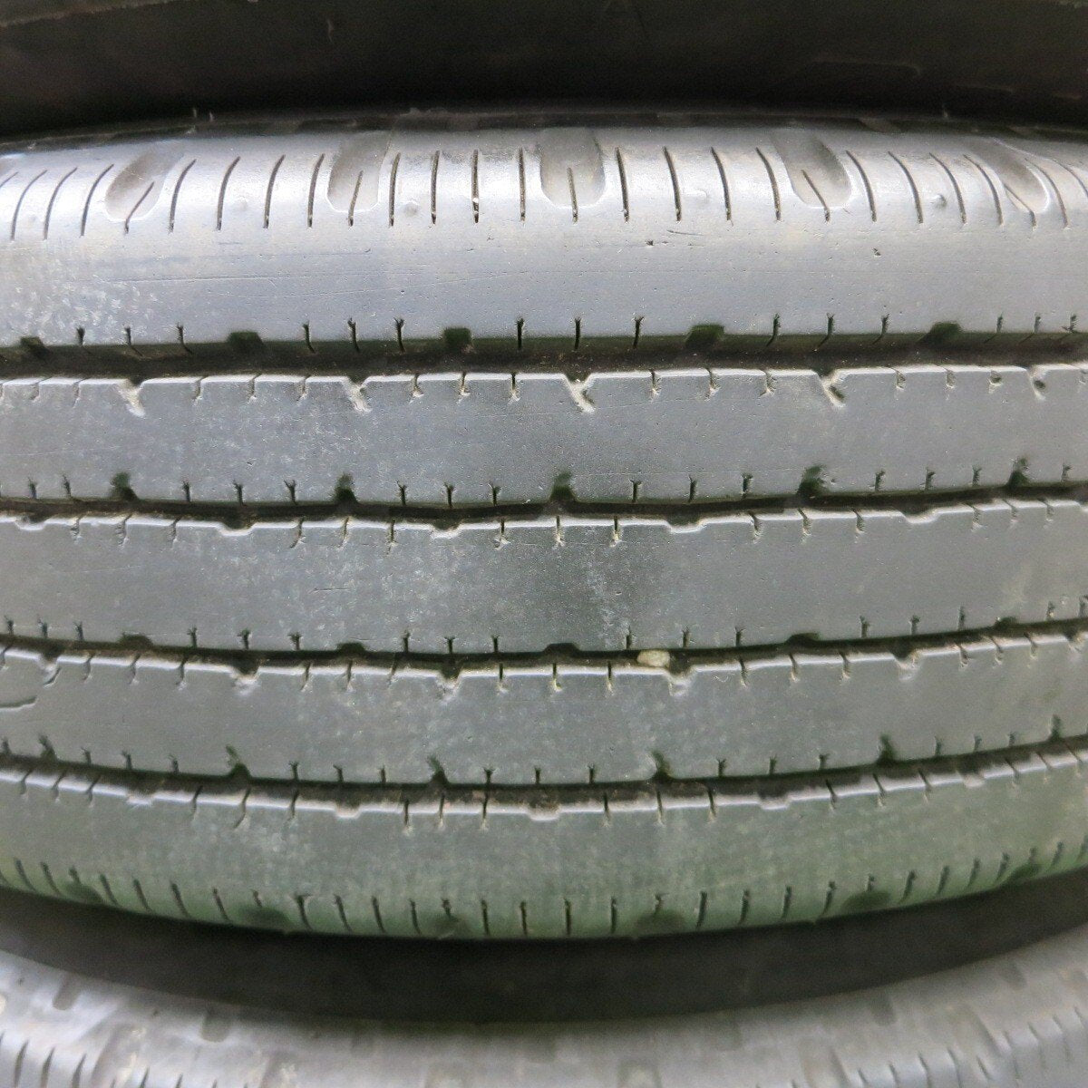 6本価格★トラック タイヤ 195/75R15 109/107L ブリヂストン R202 KWC 115-8T スチール 15インチ PCD208/5H★5021203ナノ