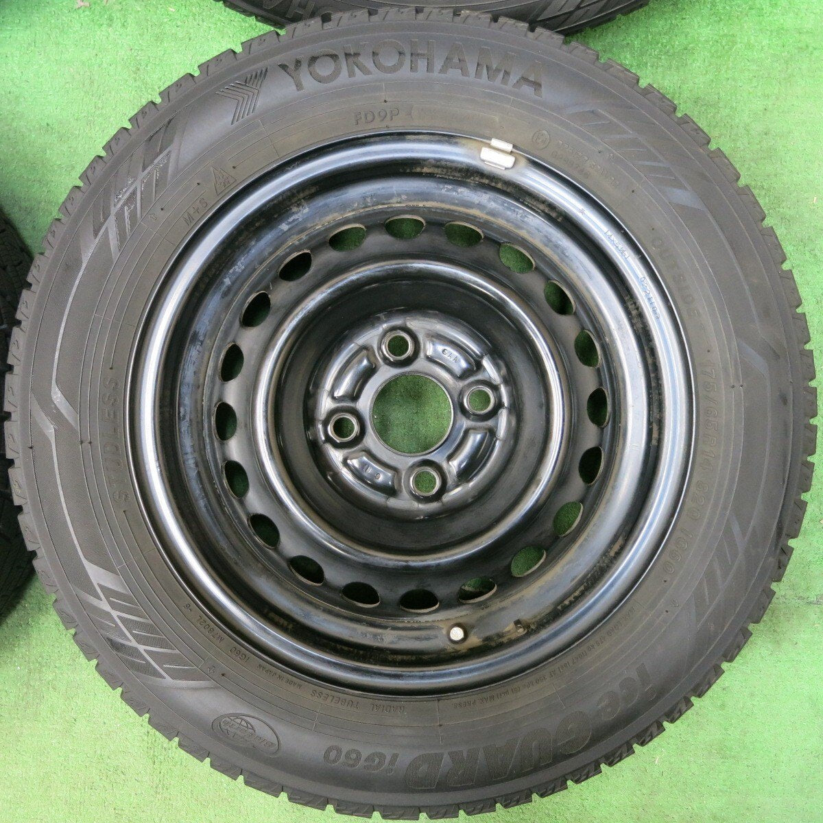 バリ溝!ほぼ10分★スタッドレス 175/65R14 ヨコハマ アイスガード iG60 スチール ホイール 14インチ PCD100/4H★4111903SYス
