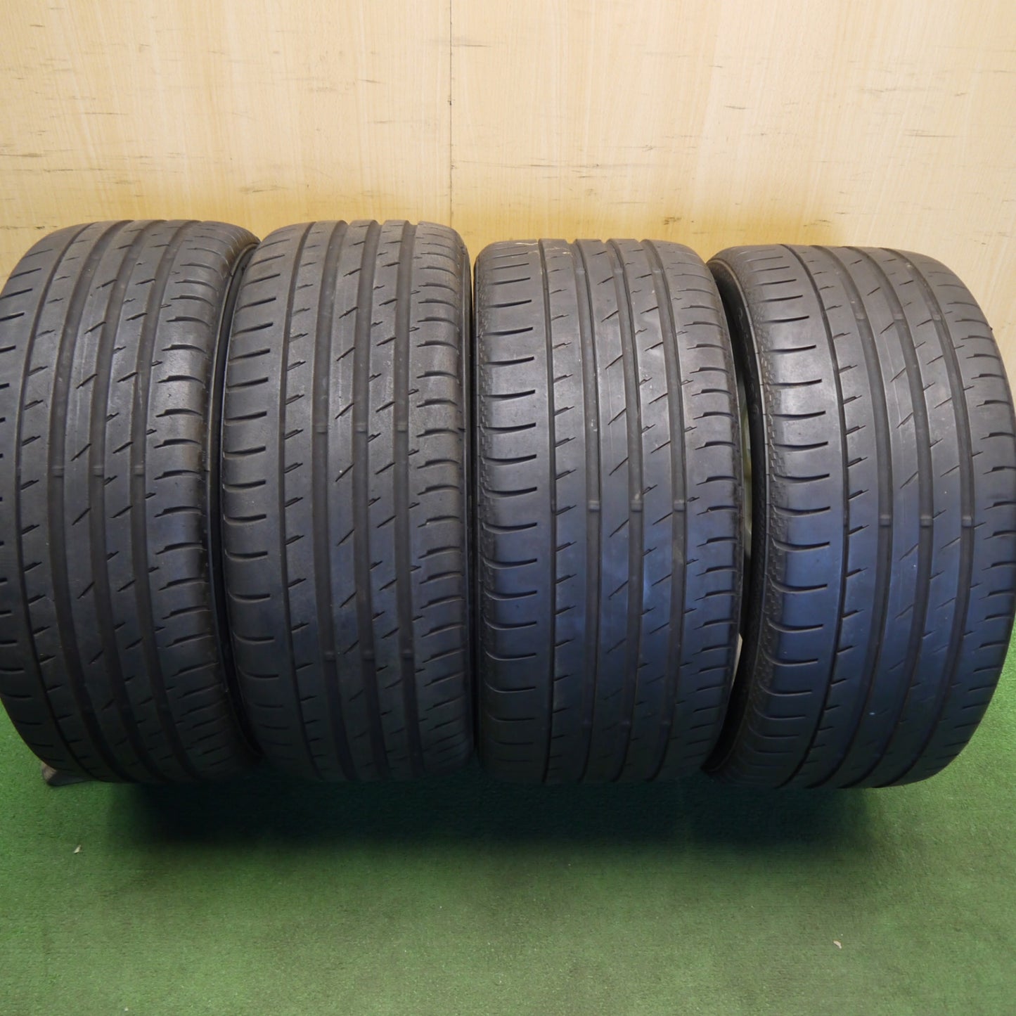 バリ溝!8.5分★ベンツ Eクラス クーペ W207 C207 A207 等 純正 235/40R18 255/35R18 コンチネンタル コンチスポーツ コンタクト3 MO 18インチ PCD114.3/5H★6051512Hノ