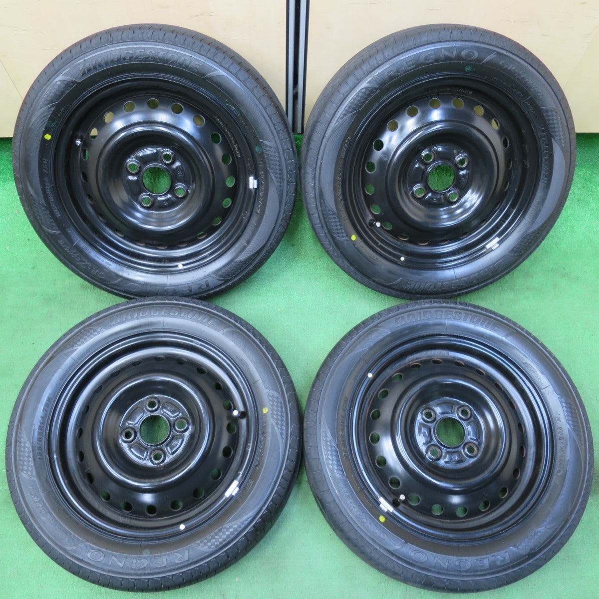送料無料* タイヤほぼ未使用！24年！キレイ☆155/65R14 ブリヂストン 