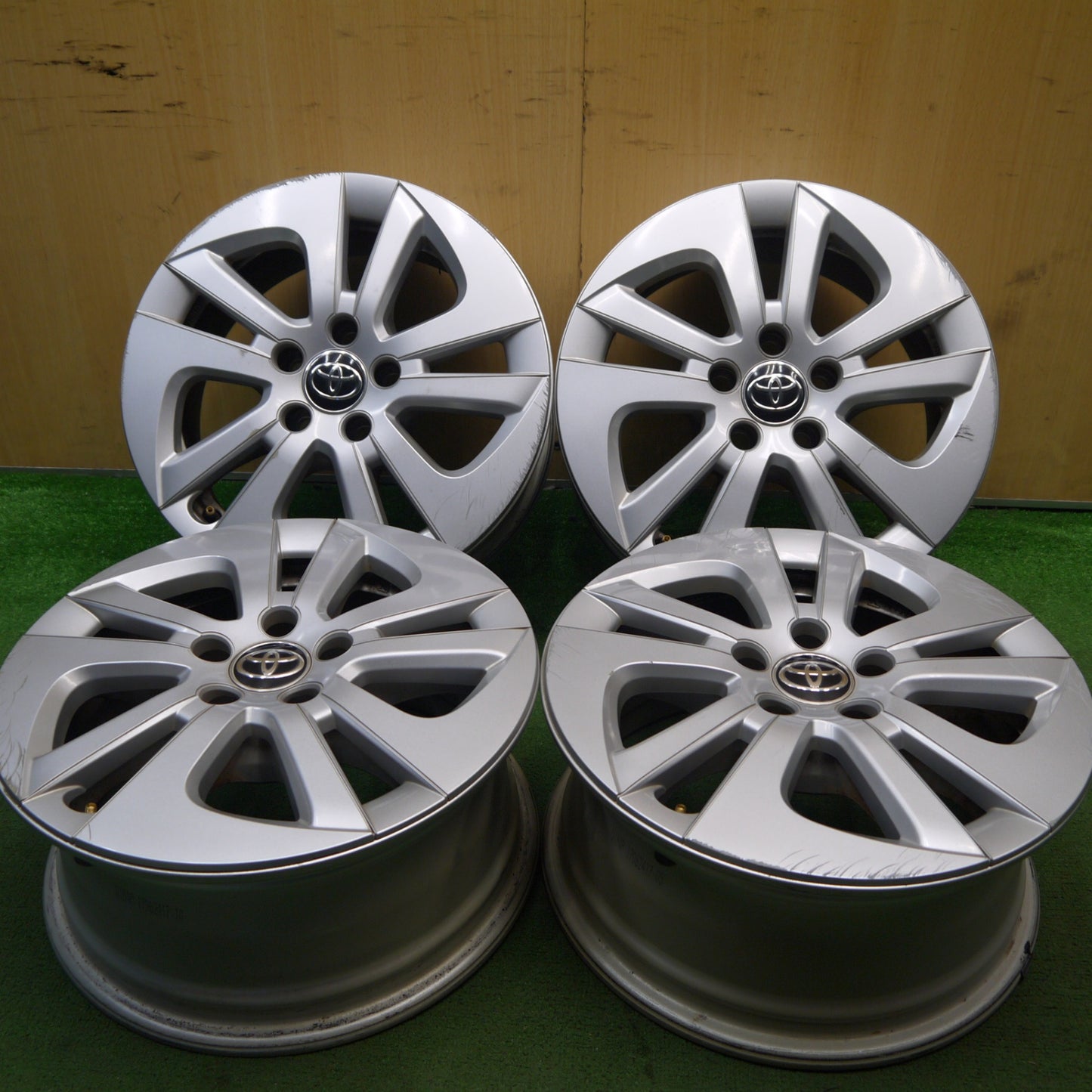 4本価格★トヨタ 50系 プリウス 純正 ホイール 15インチ 15×6.5J PCD100/5H★5061609Hホ