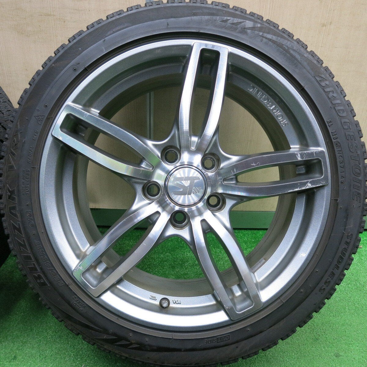 4本★ワーゲン等 SPORTECHNIC 225/45R17 スタッドレス ブリヂストン ブリザック VRX スポーツテクニック PCD112/5H★4123010HAス