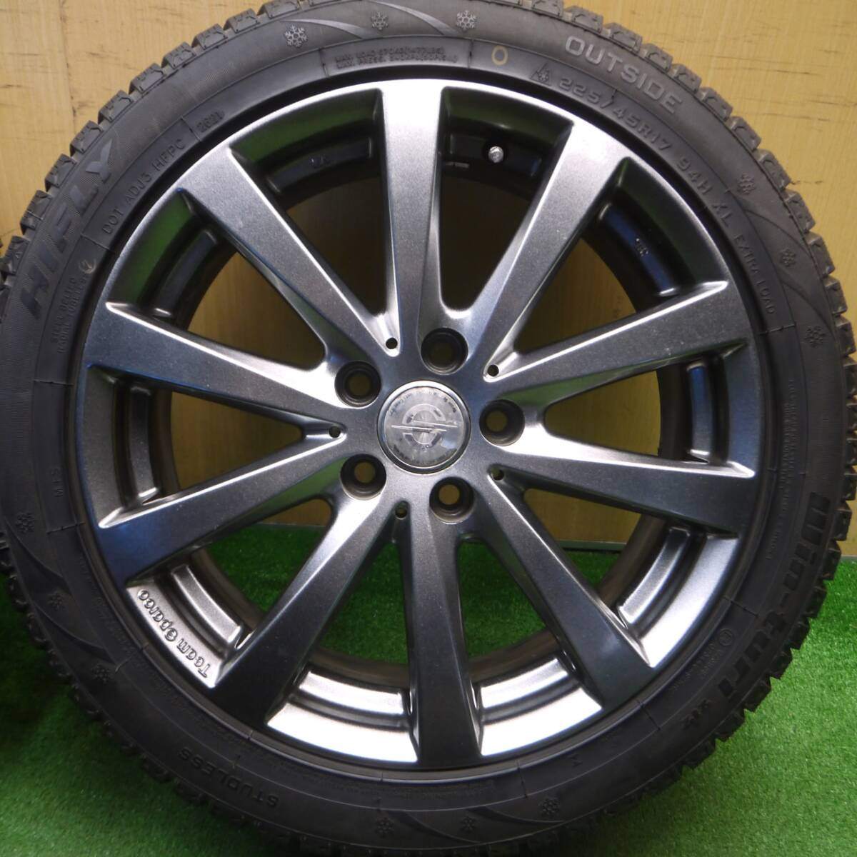 バリ溝!21年!キレイ!9.5分★ボルボ 等 Team Sparco 225/45R17 スタッドレス ハイフライ Win-turi 212 チームスパルコ 17インチ PCD108/5H★5012007Hス