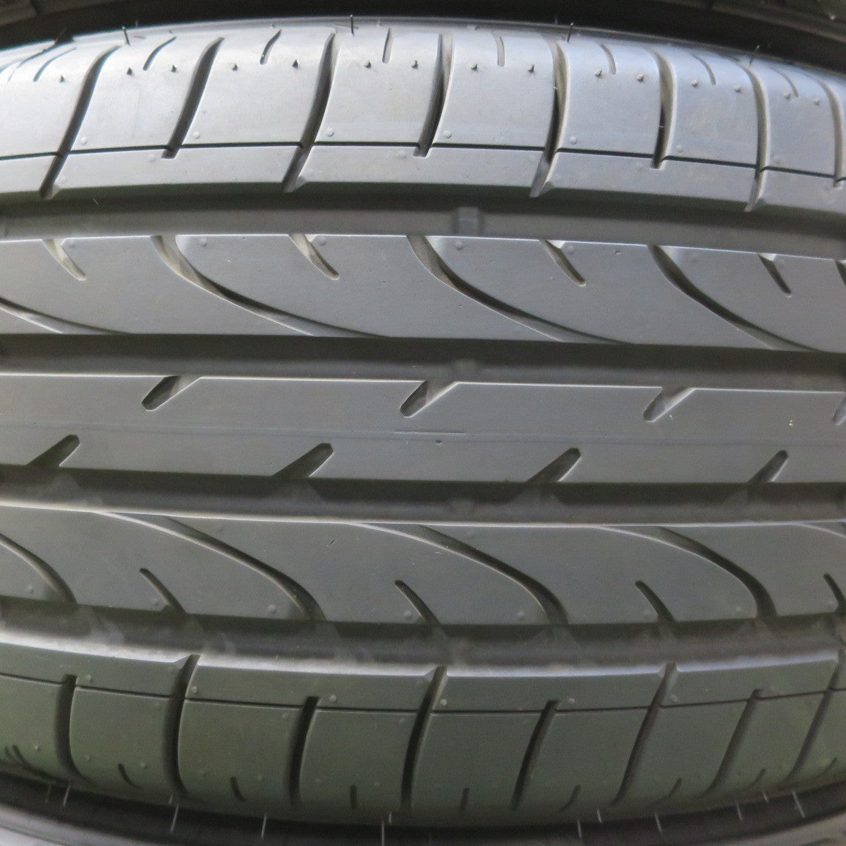 新車外し!22年★265/60R18 ブリヂストン デューラー H/P SPORT DUELER タイヤ 18インチ ランクル プラド ハイラックス サーフ パジェロ 等★6062405イノタ