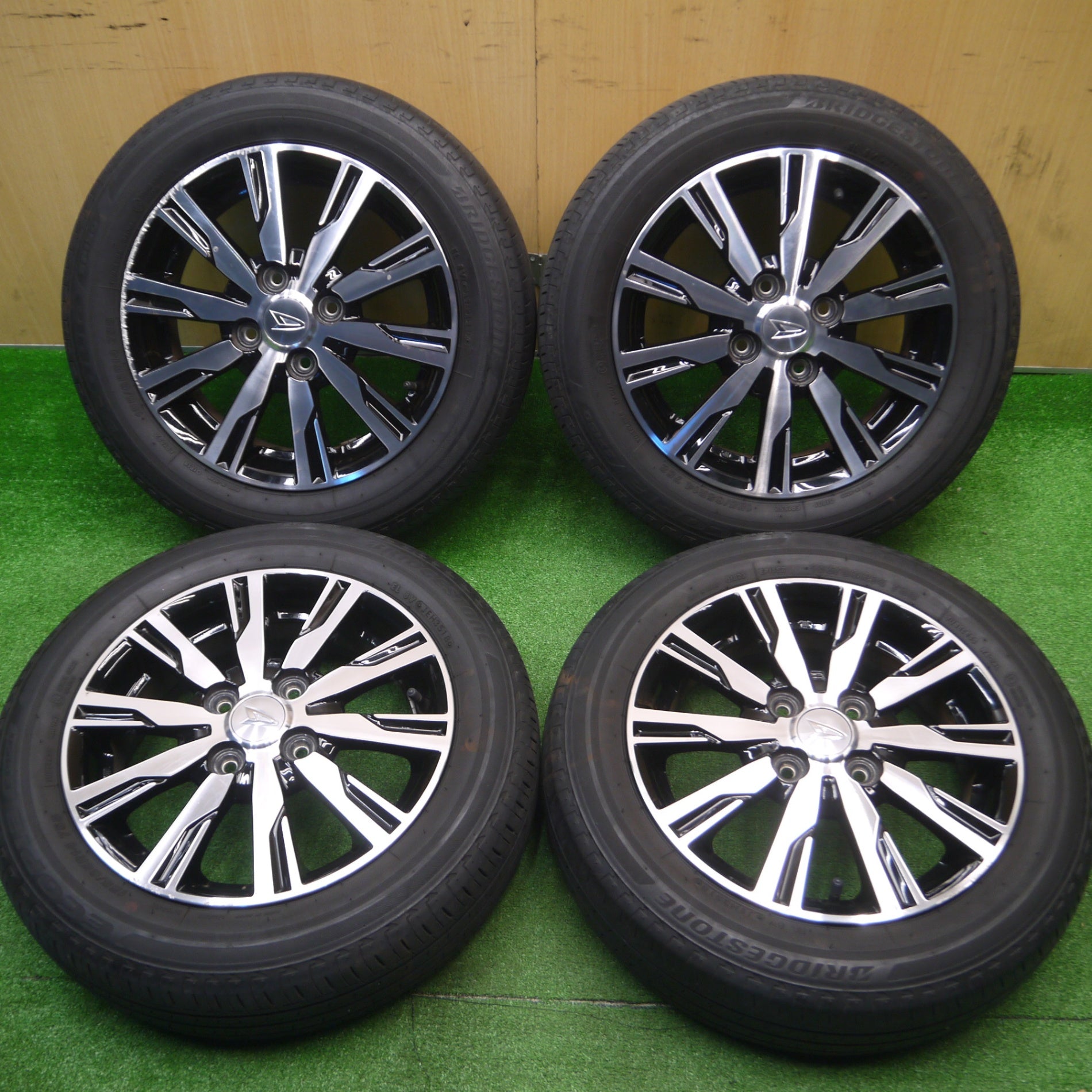 送料無料] 4本価格☆ダイハツ タント カスタム 純正 155/65R14