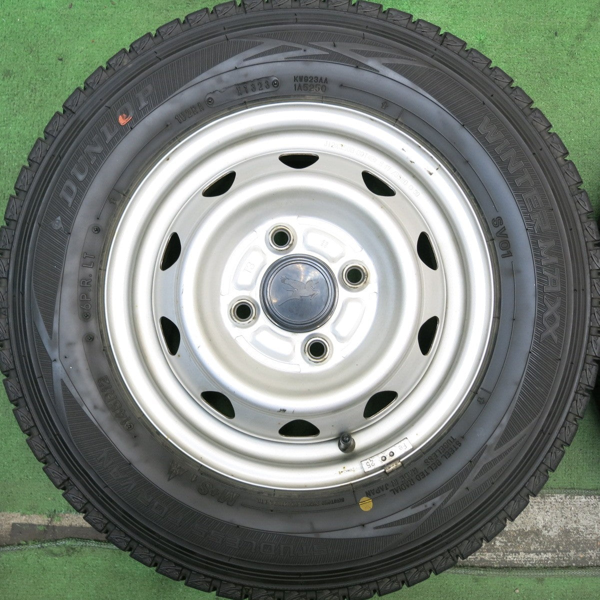 4本価格!23年★スタッドレス 145R12 6PR ダンロップ ウインターマックス SV01 スチール ホイール 12インチ 軽トラ 等 PCD100/4H★5083008HAス
