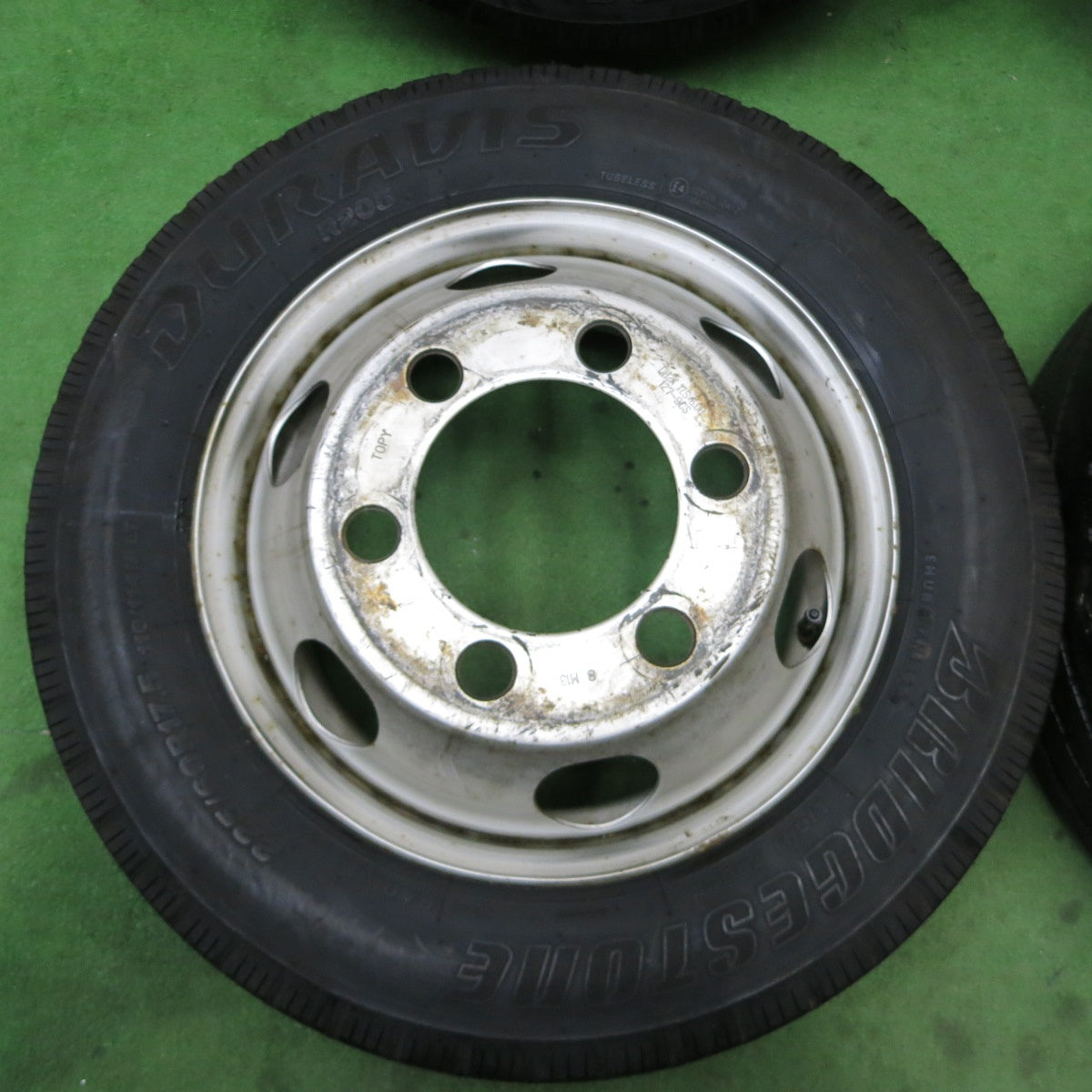 バリ溝!23年!9.5分★トラック 225/60R17.5 116/114N ブリヂストン デュラビス R205 TOPY スチール DURAVIS 17.5インチ 127-9CS PCD222.25/6H★5060303ナノ