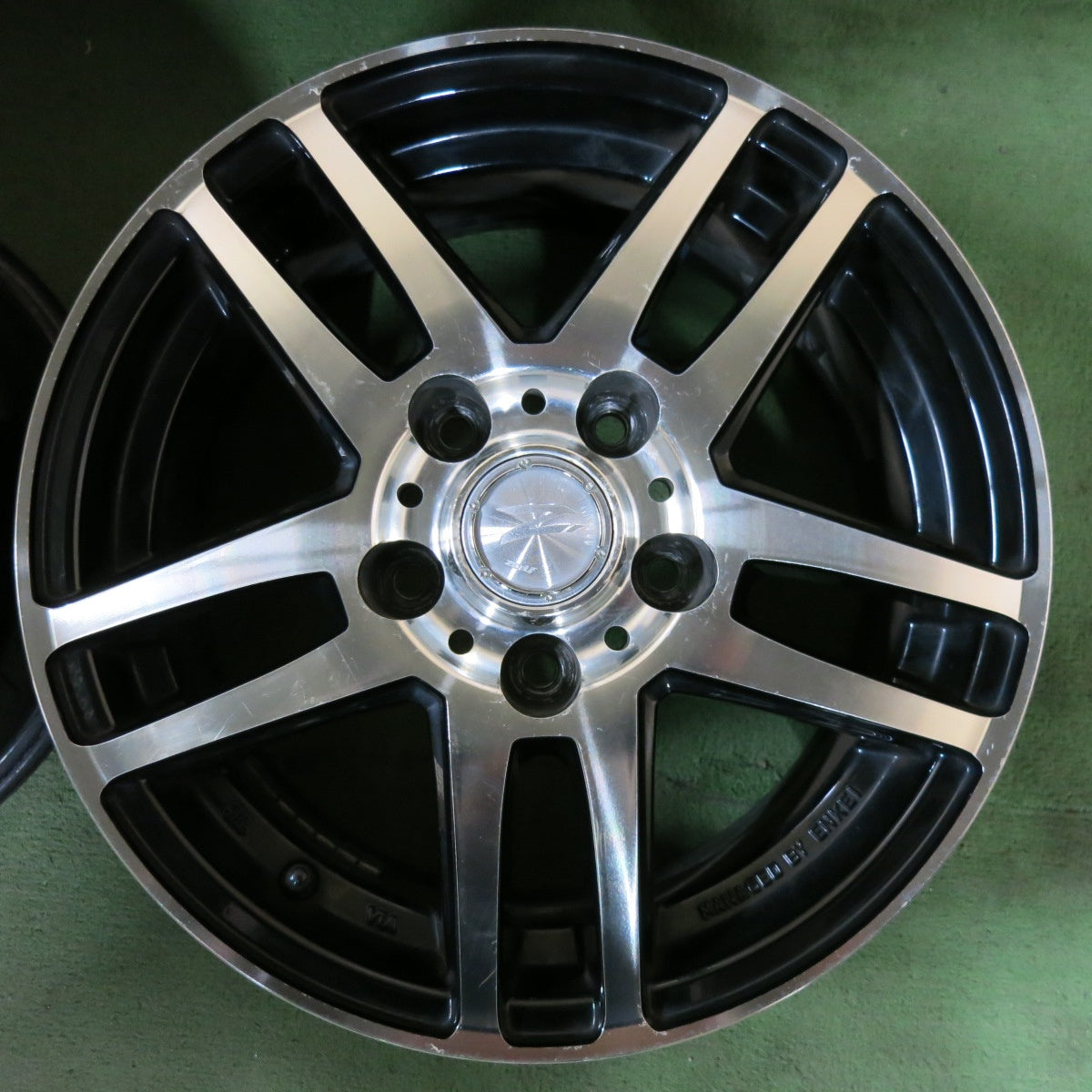 4本価格★ZOLF ゾルフ 15インチ ホイール 15×6J PCD114.3/5H★5051307SYホ