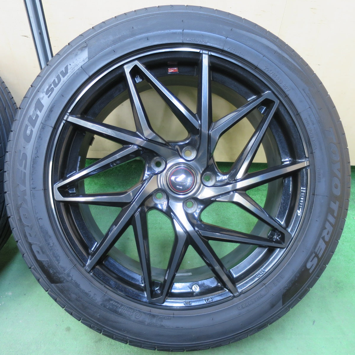 バリ溝!23年!キレイ!9.5分★LEONIS IT 225/55R19 トーヨー プロクセス CL1 SUV レオニス 19インチ PCD114.3/5H★5053004TTノ