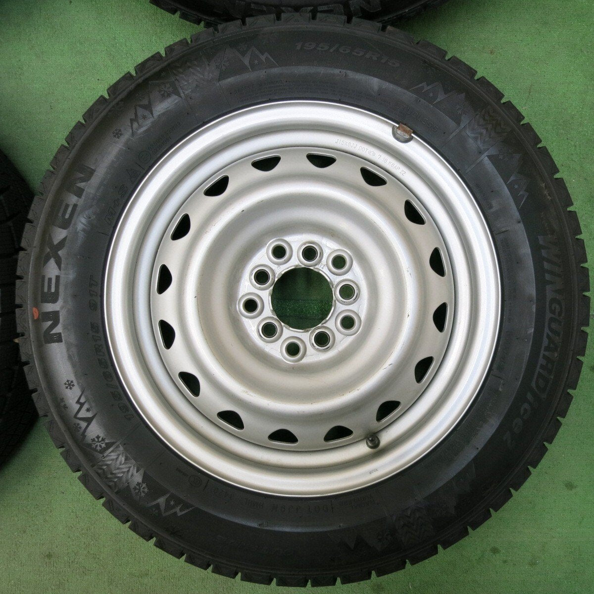 超バリ溝!ほぼ10分★スタッドレス 195/65R15 ネクセン ウィンガード アイス2 スチール ホイール 15インチ PCD100 114.3/5H マルチ★5022609SYス