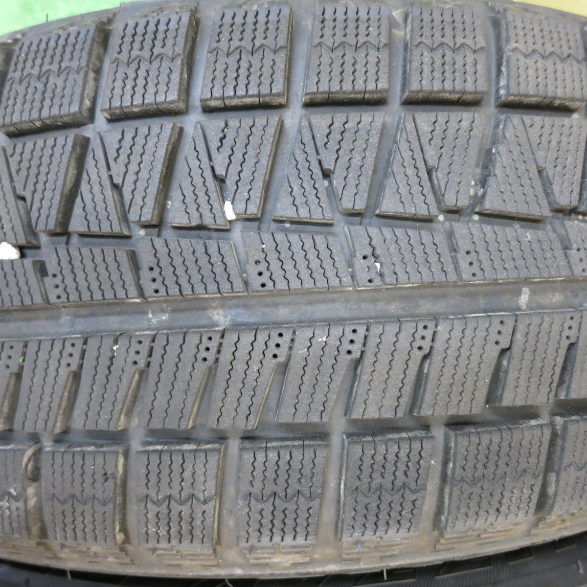 バリ溝!キレイ!9.5分★BMW MAK BIMMER 205/60R16 スタッドレス ブリヂストン ブリザック RFT ビマー 16インチ PCD120/5H★5041503TNス