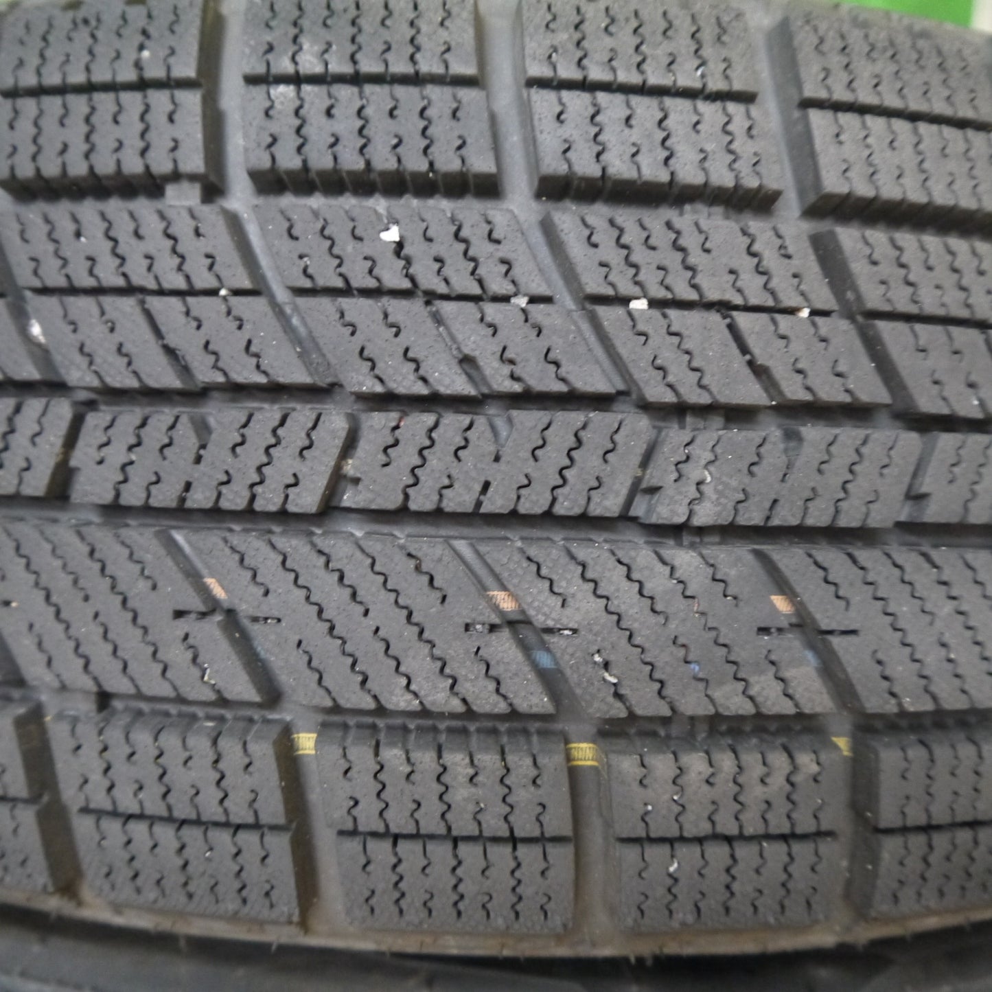 バリ溝!24年!9.5分★スタッドレス 165/55R14 ナンカン アイスアクティバ AW-1 タイヤ 14インチ 軽自動車 ワゴンR ルークス 等★5062304Hスタ