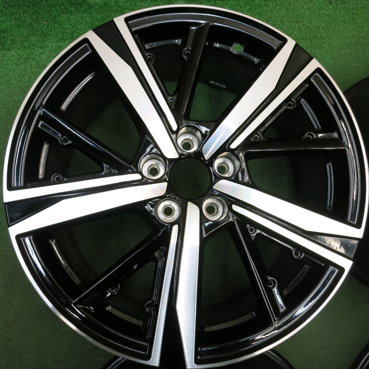 キレイ★プジョー 308 GT 純正 ホイール 18インチ 18×8J PCD108/5H★5092501HAホ