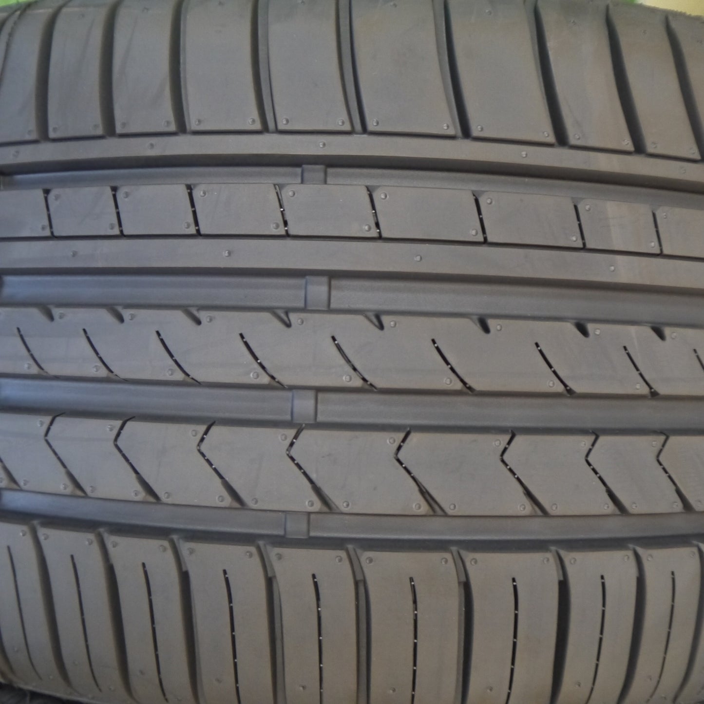 未使用!26年★245/35R19 ウィンラン R330 WINRUN タイヤ 19インチ WRX クラウン マークX カムリ スカイライン 等★6071310Hノタ