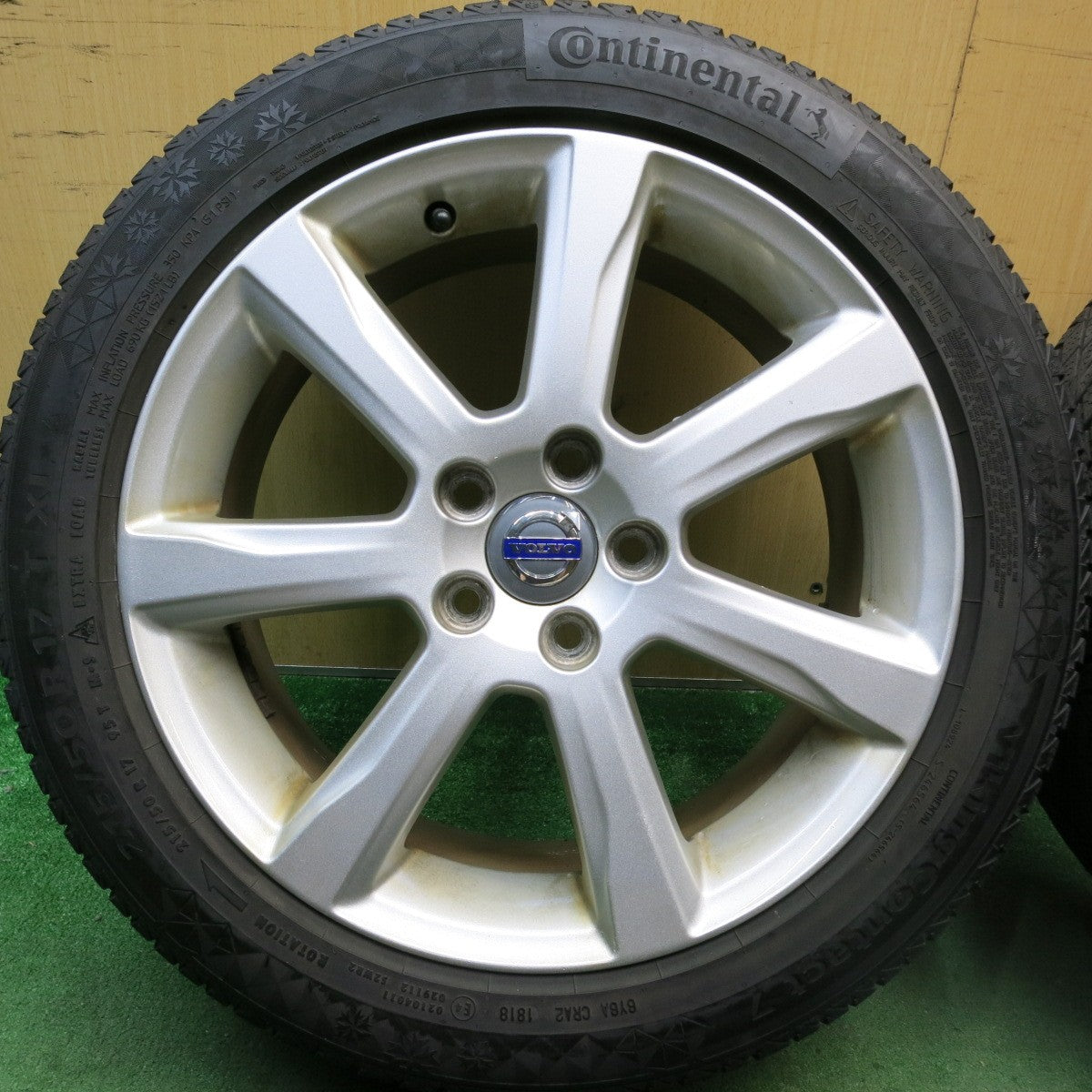 4本価格★ボルボ V60 S60 純正 215/50R17 スタッドレス コンチネンタル バイキングコンタクト7 17インチ PCD108/5H★5092810HAス