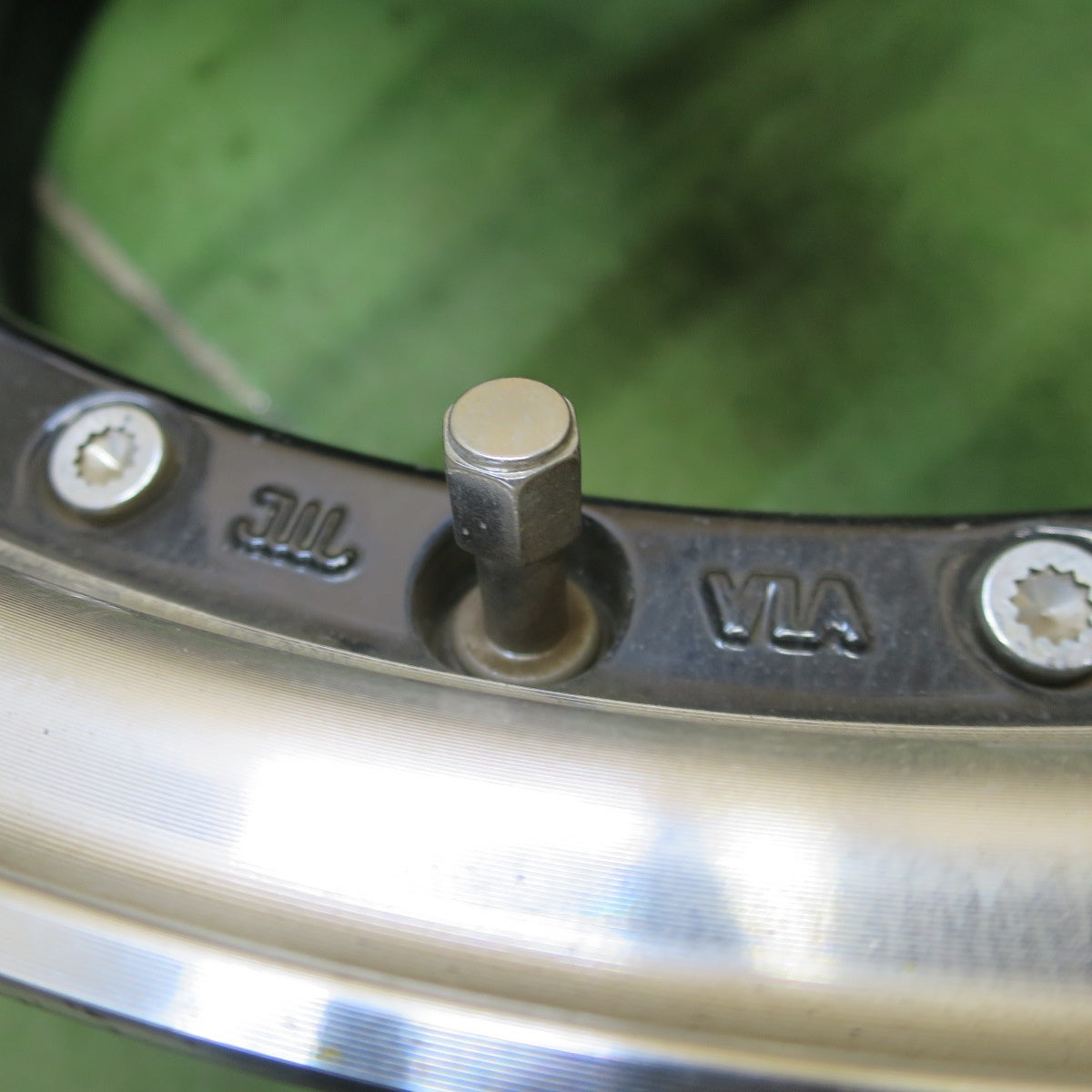 4本価格◎632 LOXARNY GRASTAR FIVE 18インチ ホイール ロクサーニ グラスター ファイブ 18×7J PCD114.3/5H◎6082403NGホ