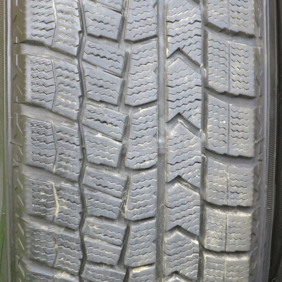 バリ溝!23年!キレイ!9.5分★スタッドレス 165/70R14 ダンロップ ウインターマックス WM02 DIOS U-1 PREMIUM LIGHT 14インチ PCD100/4H★5052903TTス