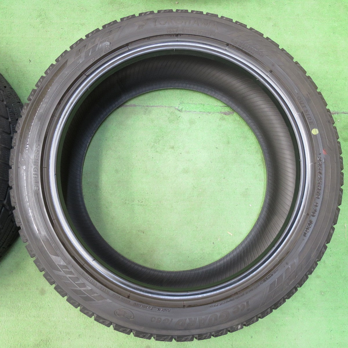 バリ溝!9.5分★スタッドレス 235/45R18 ヨコハマ アイスガード iG60 タイヤ 18インチ レクサス ES カムリ アコード 等★5042309イスタ