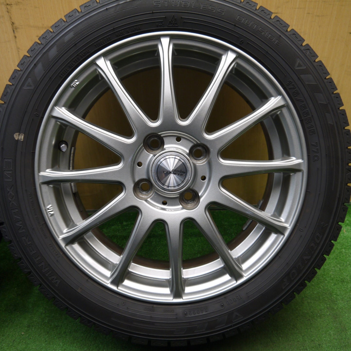 バリ溝!22年!キレイ!9.5分★スタッドレス 175/55R15 ダンロップ ウインターマックス 03 ravrion LUMIERE ラブリオン 15インチ PCD100/4H★5062506Hス