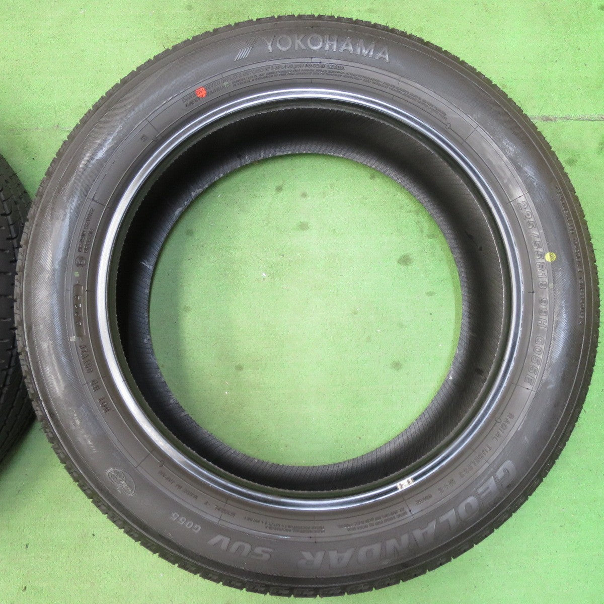 新車外し!24年★225/55R18 ヨコハマ ジオランダー SUV G055 G055E タイヤ 18インチ デリカ D5 XV フォレスター アウトバック 等★5031201イノタ