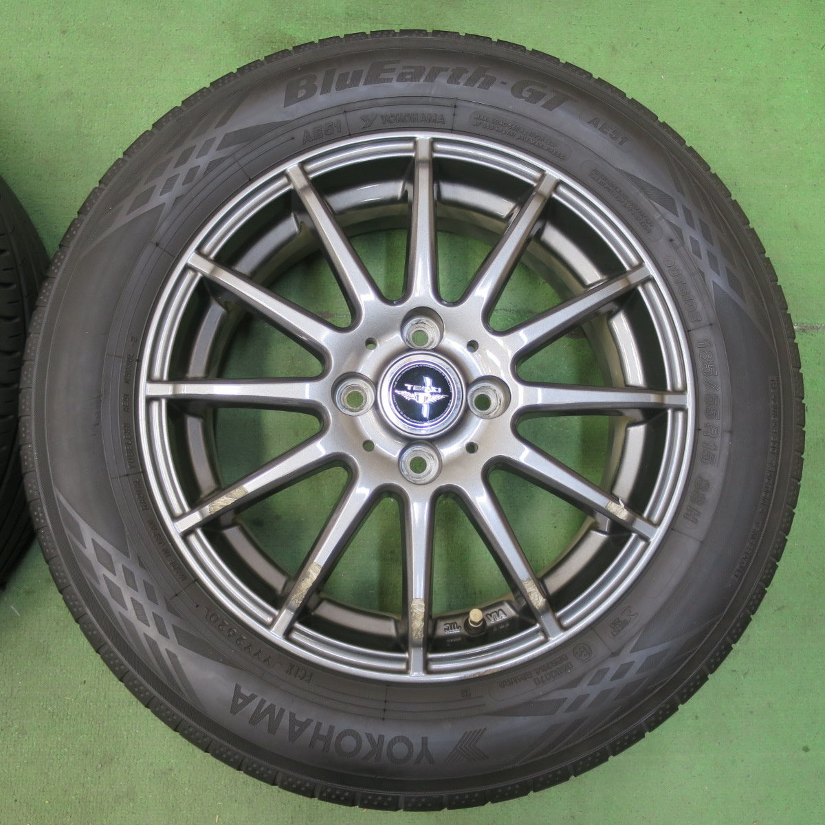 バリ溝!キレイ!9分★185/65R15 ヨコハマ BluEarth-GT AE51 TEAD テッド ブルーアース 15インチ PCD100/4H★5100206イノ