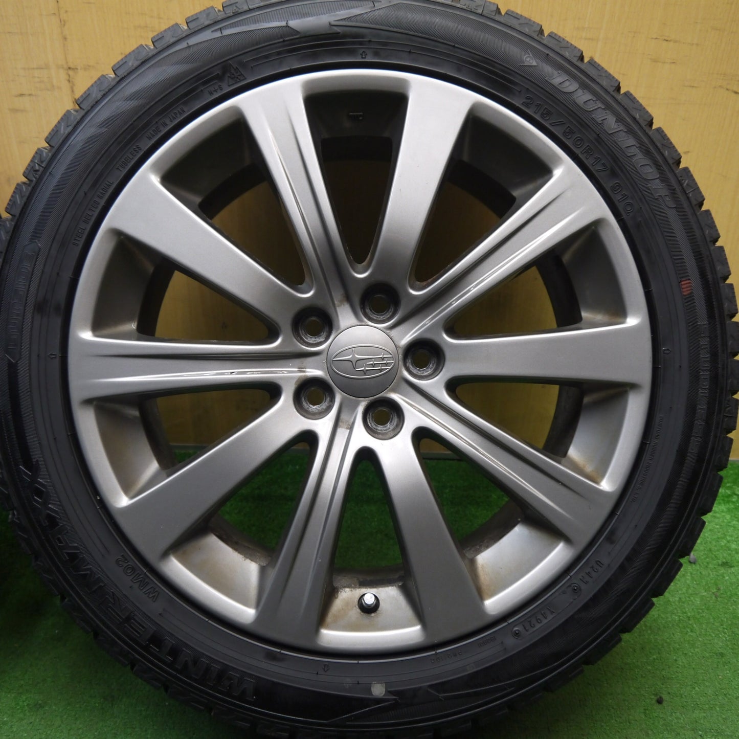 バリ溝!21年!9.5分★スバル レガシィ 純正 215/50R17 スタッドレス ダンロップ ウインターマックス WM02 17インチ PCD100/5H★5061703Hス