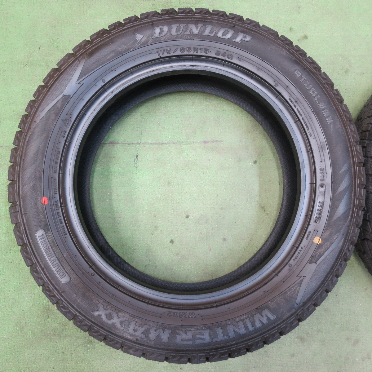 ほぼ未使用!22年★スタッドレス 175/65R15 ダンロップ ウインターマックス WM02 15インチ スイフト フィット アクア ヴィッツ ヤリス 等★5092707イスタ