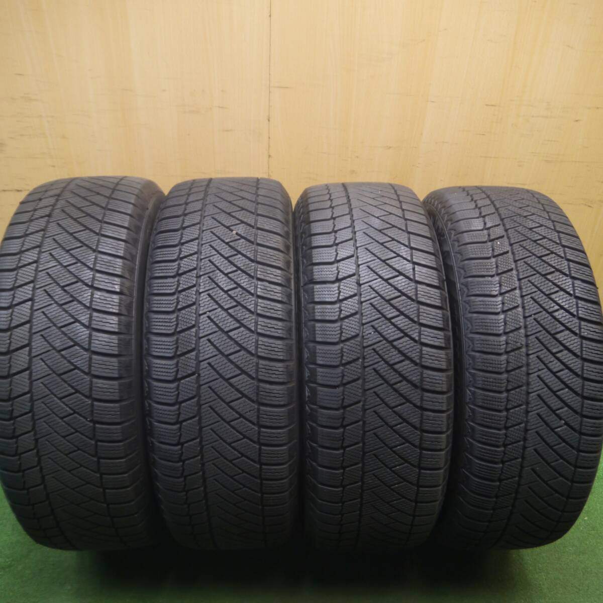 超バリ溝!22年!キレイ!9.5分以上★ベンツ 等 EuroPremium WERNER 阿部商会 225/55R17 スタッドレス バイキング WINTECH WT6 ユーロプレミアム ヴェルナー PCD112/5H★5022112Hス