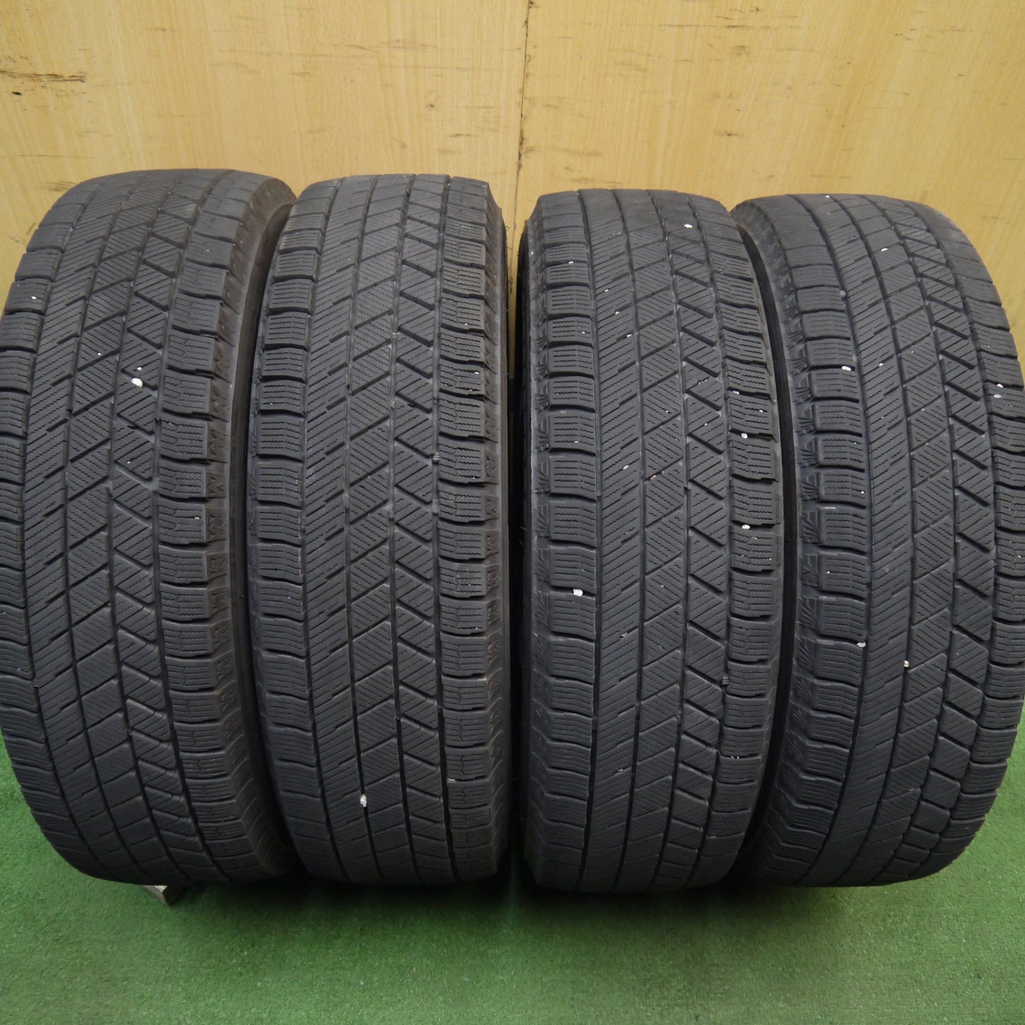 4本価格!22年★スタッドレス 165/65R14 ブリヂストン ブリザック VRX3 SCHNEIDER シュナイダー 14インチ ソリオ ハスラー 等 PCD100/4H★5041603Hス