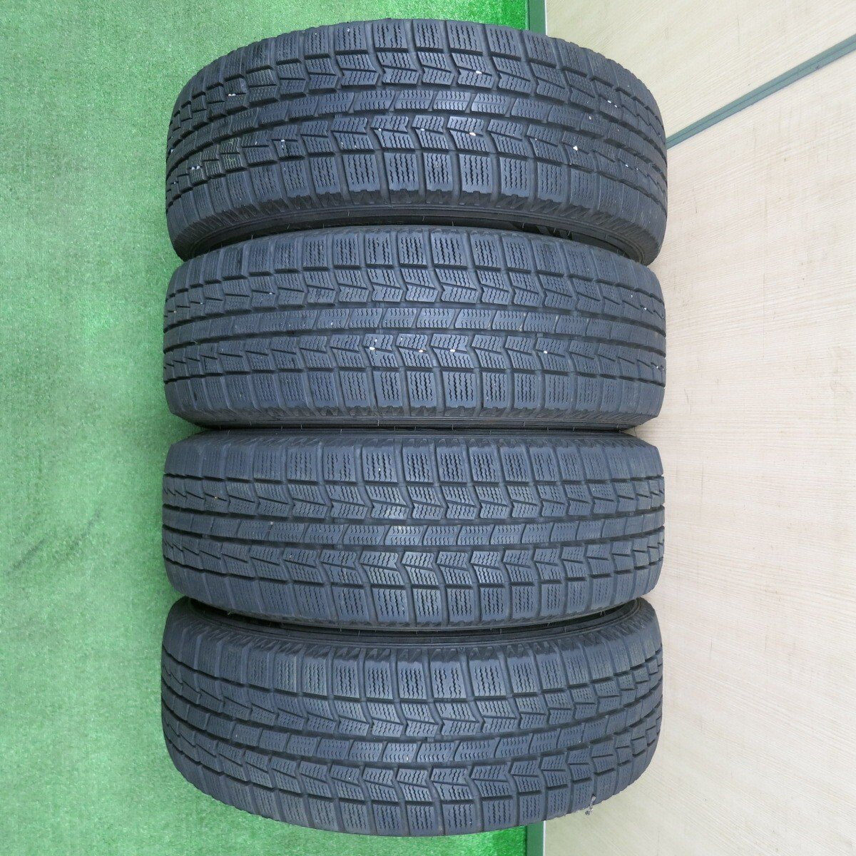 バリ溝!キレイ!9分★トヨタ 80系 ノア ヴォクシー 純正 195/65R15 スタッドレス オートバックス ノーストレック N3i 15インチ PCD114.3/5H★5010503NJス