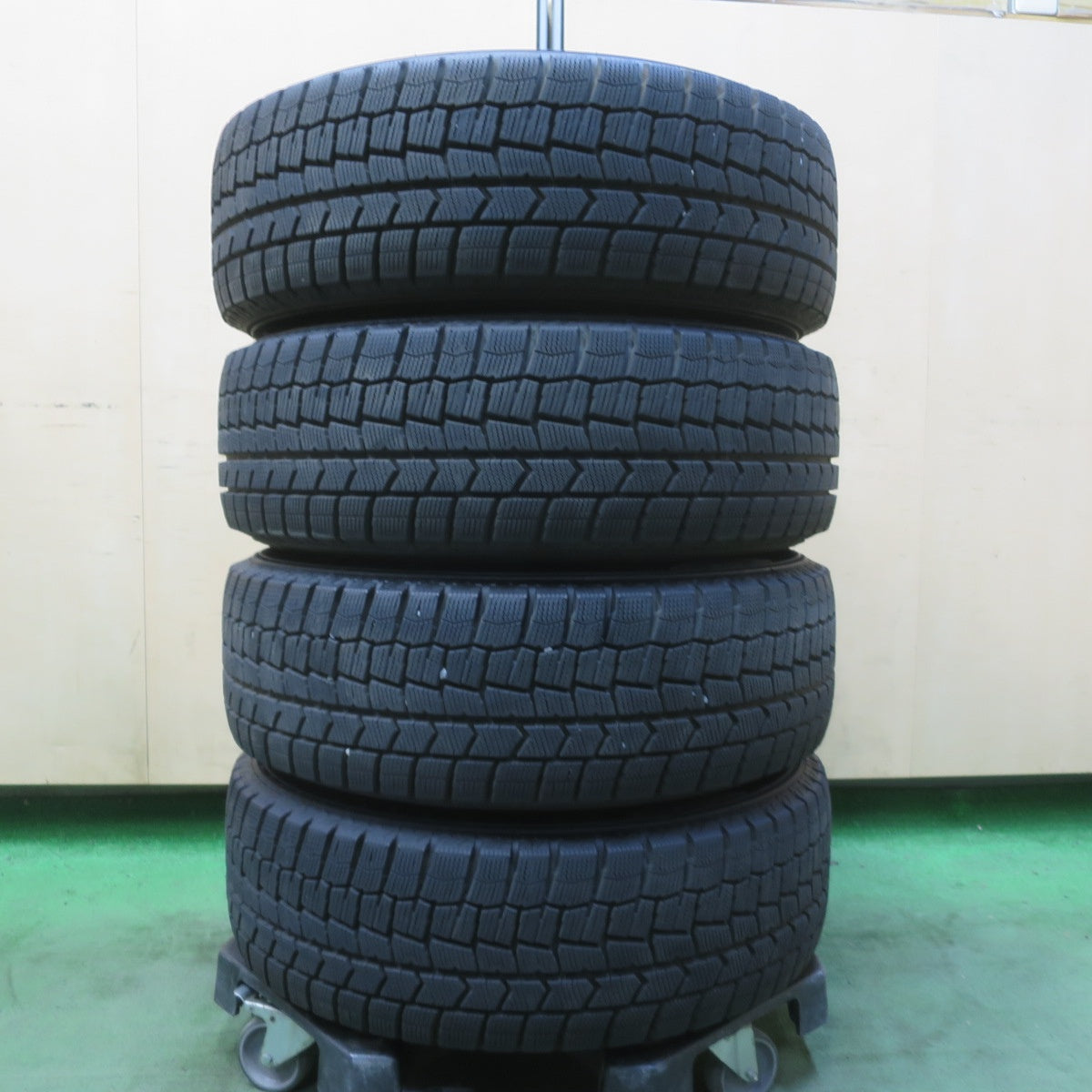 バリ溝!24年!9.5分★スタッドレス 195/65R15 ダンロップ ウインターマックス WM02 STYTZ 社外 アルミ 15インチ PCD114.3/5H★6060903イス