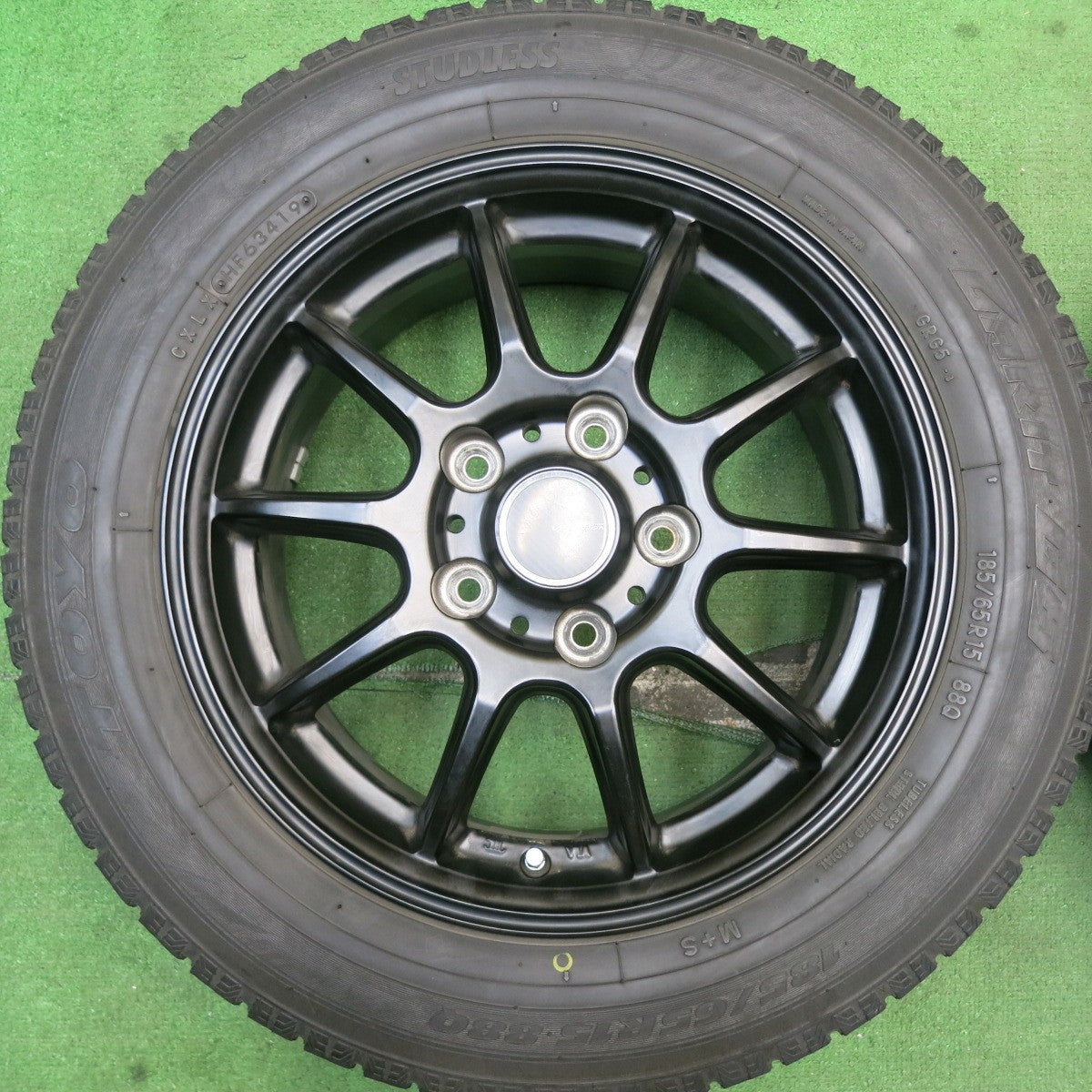 バリ溝!9分★スタッドレス 185/65R15 トーヨー ガリット G5 VEMOTION LCZ 010R Vエモーション 15インチ PCD114.3/5H★5052407HAス