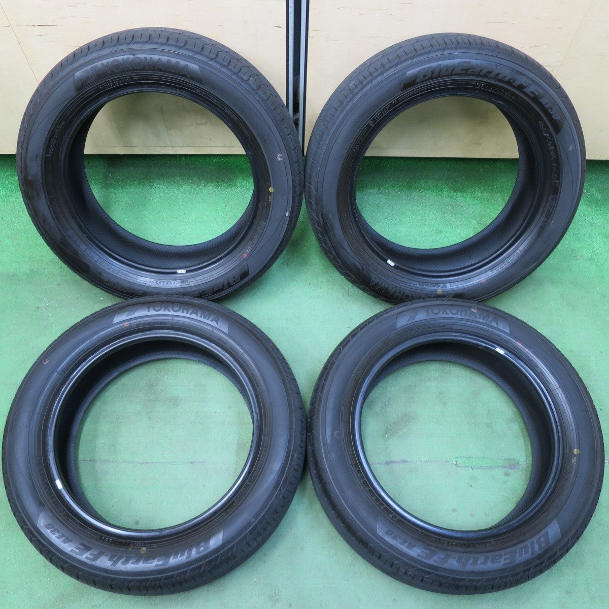 新車外し 24年★185/60R16 ヨコハマ BluEarth-FE AE30 16インチ アクア ラクティス フィット ノート マツダ2等★5040406イノタ