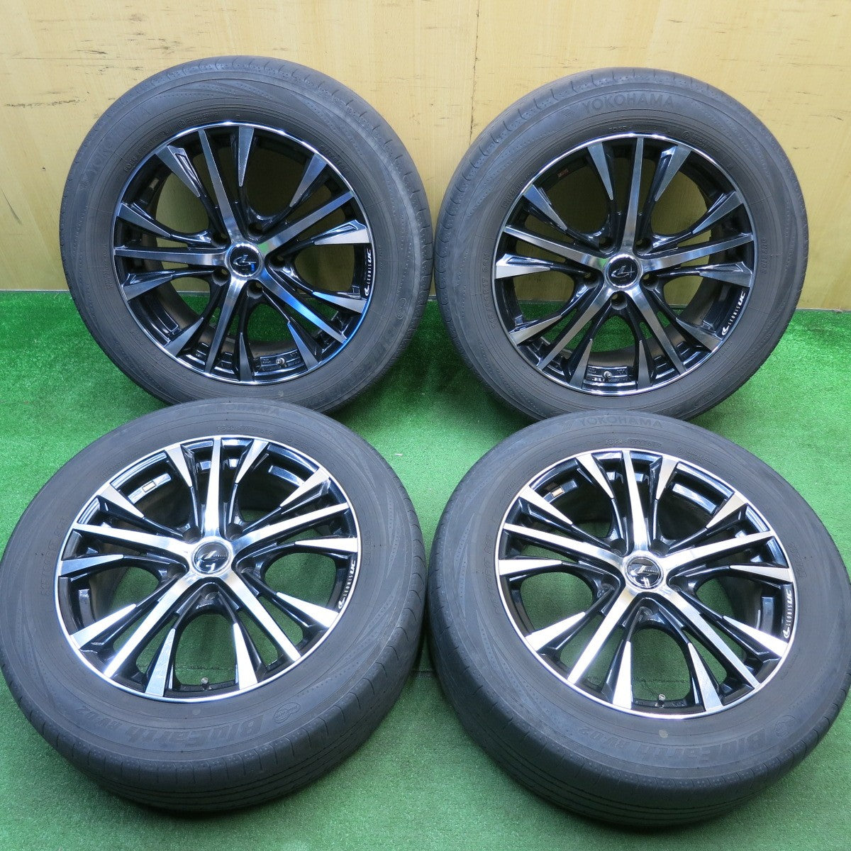 4本価格★LEONIS UC 215/60R17 ヨコハマ ブルーアース RV-02 レオニス 17インチ PCD114.3/5H★5050301HAノ
