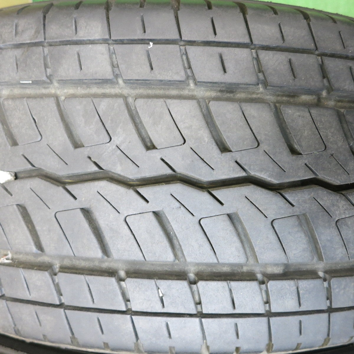 バリ溝!9.5分★ZERObreak FORCE レッド 215/60R17C 109/107R トーヨー H20 ホワイトレター ゼロブレイク 17インチ PCD139.7/6H★5080206HAノ