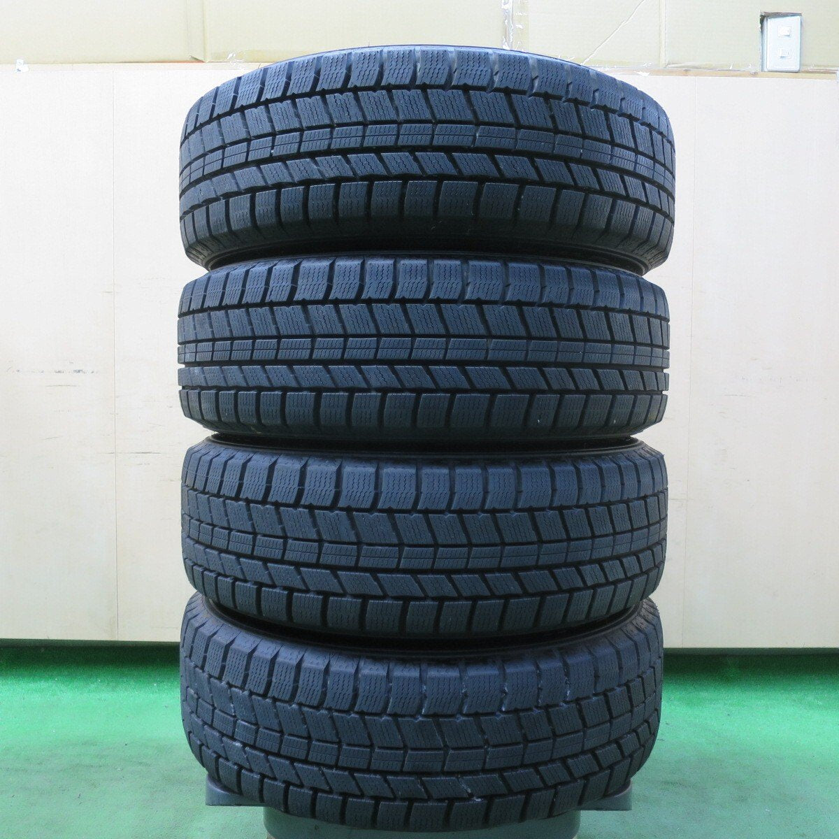 超バリ溝!22年!ほぼ10分★スタッドレス 175/65R14 オートバックス ノーストレック N5 SX-V3 14インチ PCD100 114.3/4H マルチ★5022708イス