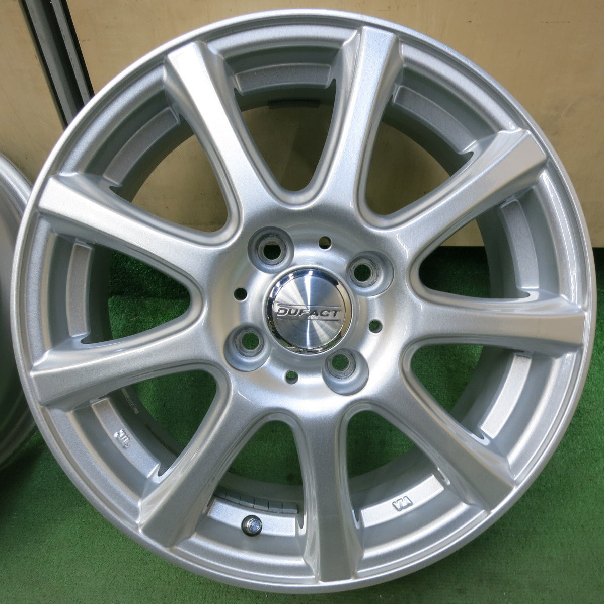 キレイ★DUFACT デュファクト 15インチ ホイール 15×5.5J PCD100/4H★5051615SYホ