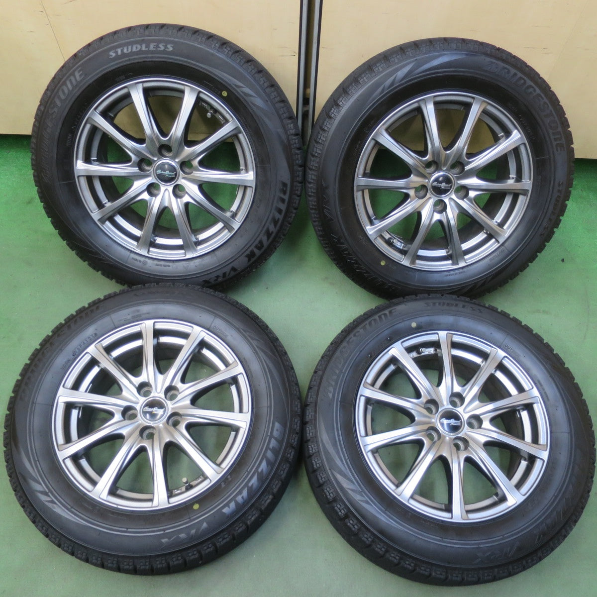 バリ溝!キレイ!9分◎プリウス 等 195/65R15 スタッドレス ブリヂストン ブリザック VRX EuroSpeed MANARAY SPORT ユーロスピード 15インチ PCD100/5H◎6102008イス