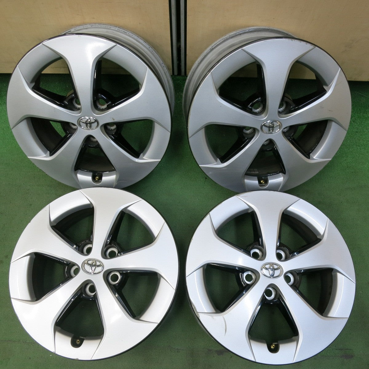 4本価格★トヨタ 30系 プリウス 純正 ホイール 15インチ 15×6J PCD100/5H★5051616SYホ