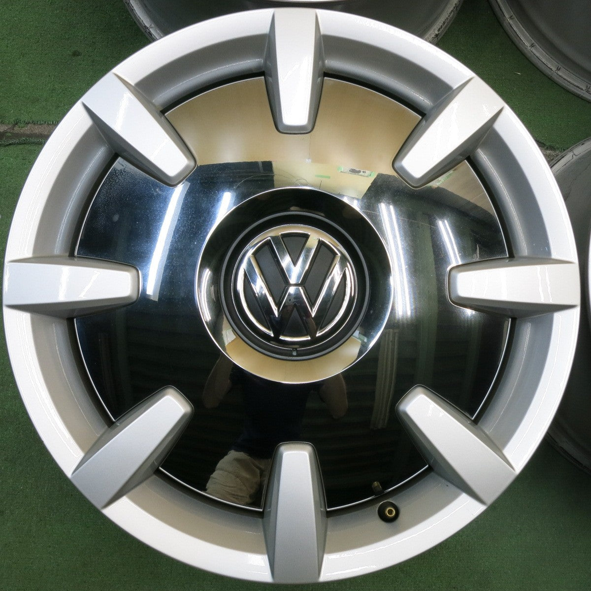 【希少 限定車】 キレイ★VW ワーゲン ザ・ビートル フェンダー エディション 純正 ホイール 18インチ 8J×18H2 PCD112/5H★5082307HAホ