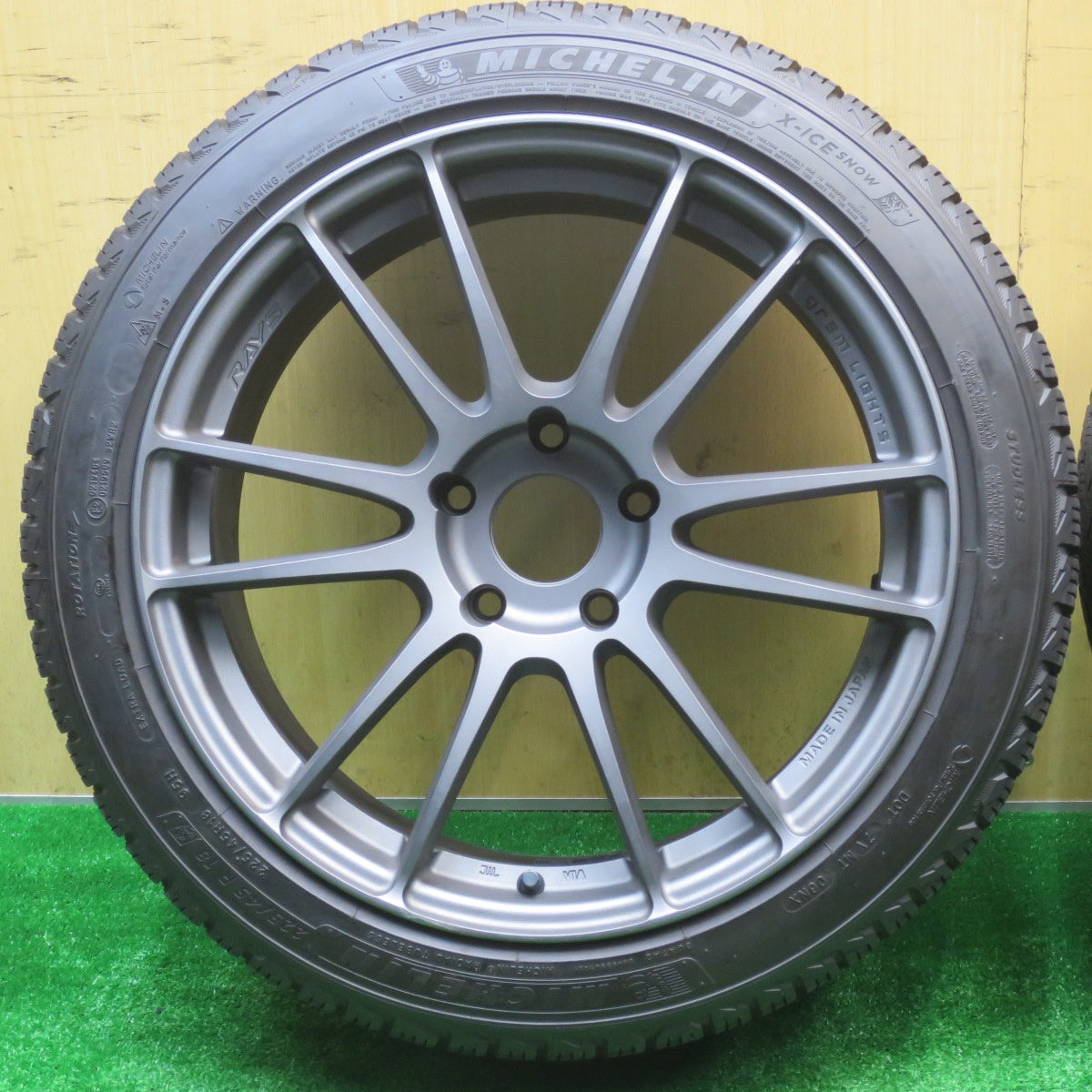 バリ溝!21年!キレイ!9.5分以上★BMW 等 RAYS gram LIGHTS 57 M/S G07EX 225/45R18 スタッドレス ミシュラン X-ICE SNOW レイズ グラムライツ PCD120/5H★5101607NJス