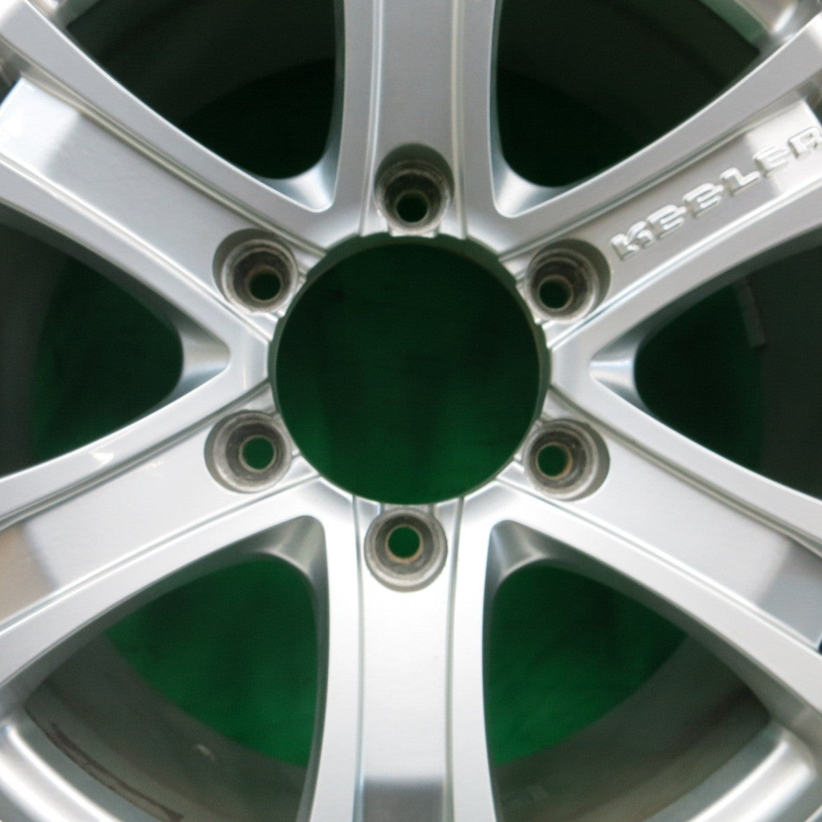 バリ溝!22年!キレイ!9.5分★KEELER 265/70R17 スタッドレス ブリヂストン ブリザック DM-V3 17インチ キーラー PCD139.7/6H★4051402ナス