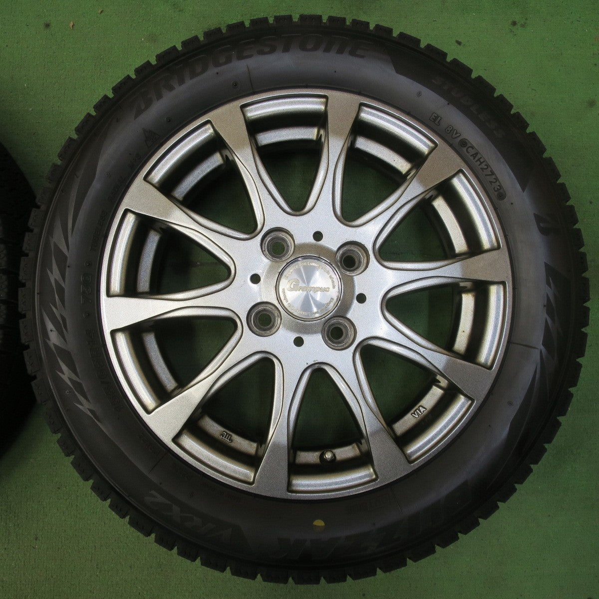 バリ溝!23年!9分★スタッドレス 155/65R14 ブリヂストン ブリザック VRX2 Grampus グランパス 14インチ PCD100/4H★5062504イス